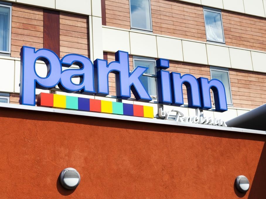 Park Inn By Radisson Peterborough Esterno foto